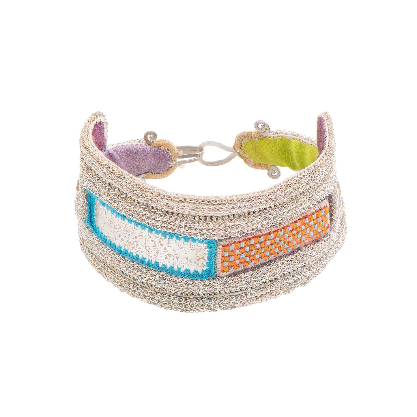 HANDCRAFTED SILVER BRACELET