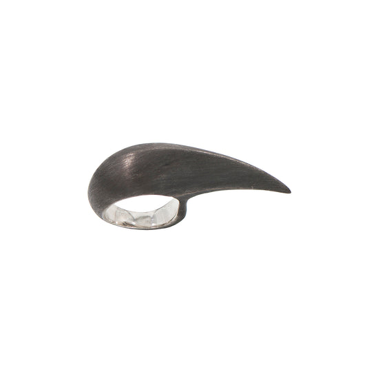 BLACK NAIL RING