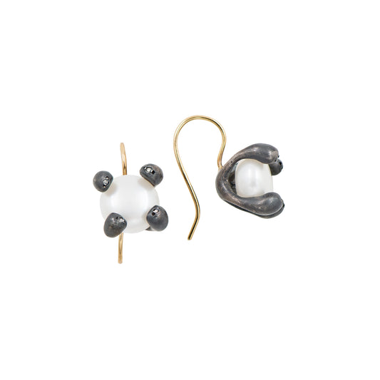 FRESHWATER PEARL EARRINGS