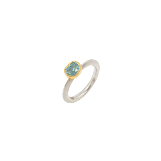AQUA MARINA 4ct RING